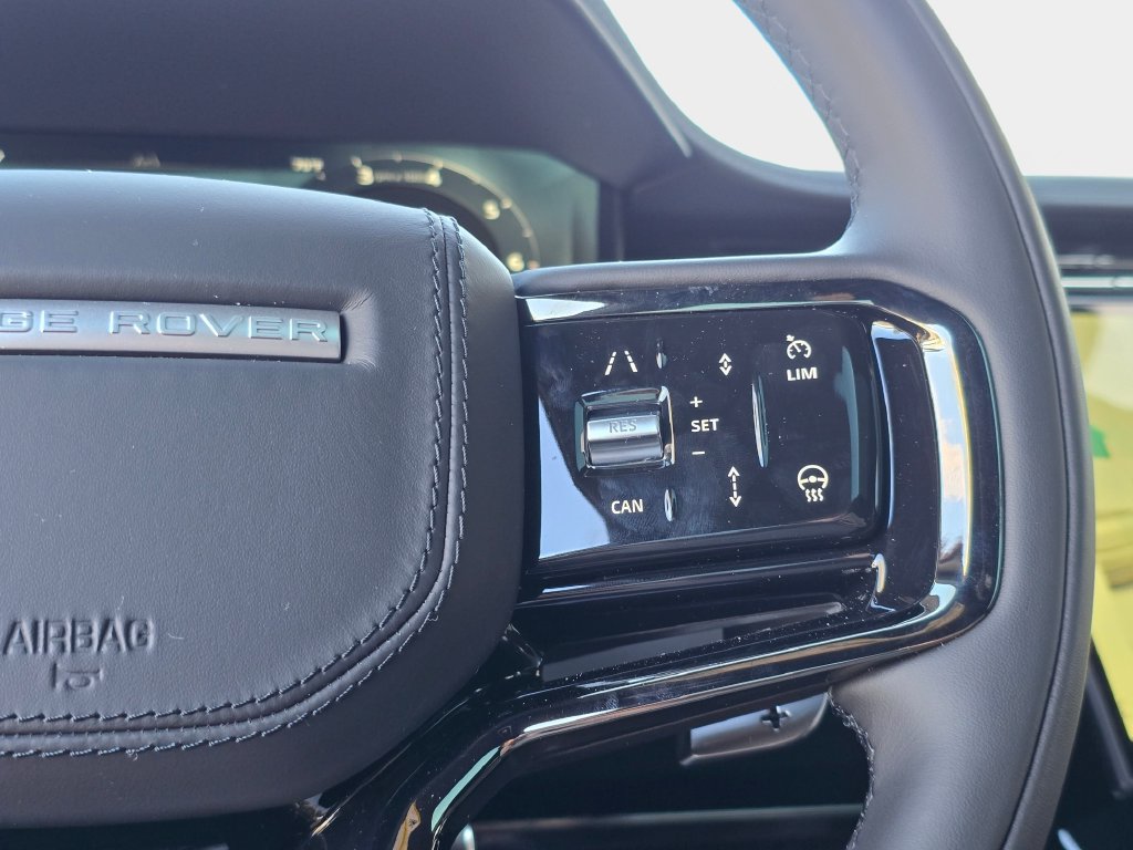 New 2027 Land Rover Range Rover Sport Dynamic SE AWD/4WD image 18