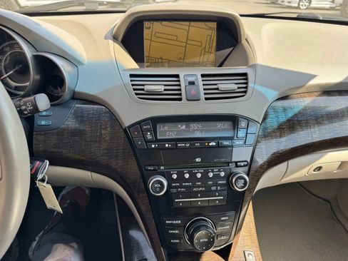 Used 2012 Acura MDX w/ Technology Package AWD/4WD image 19