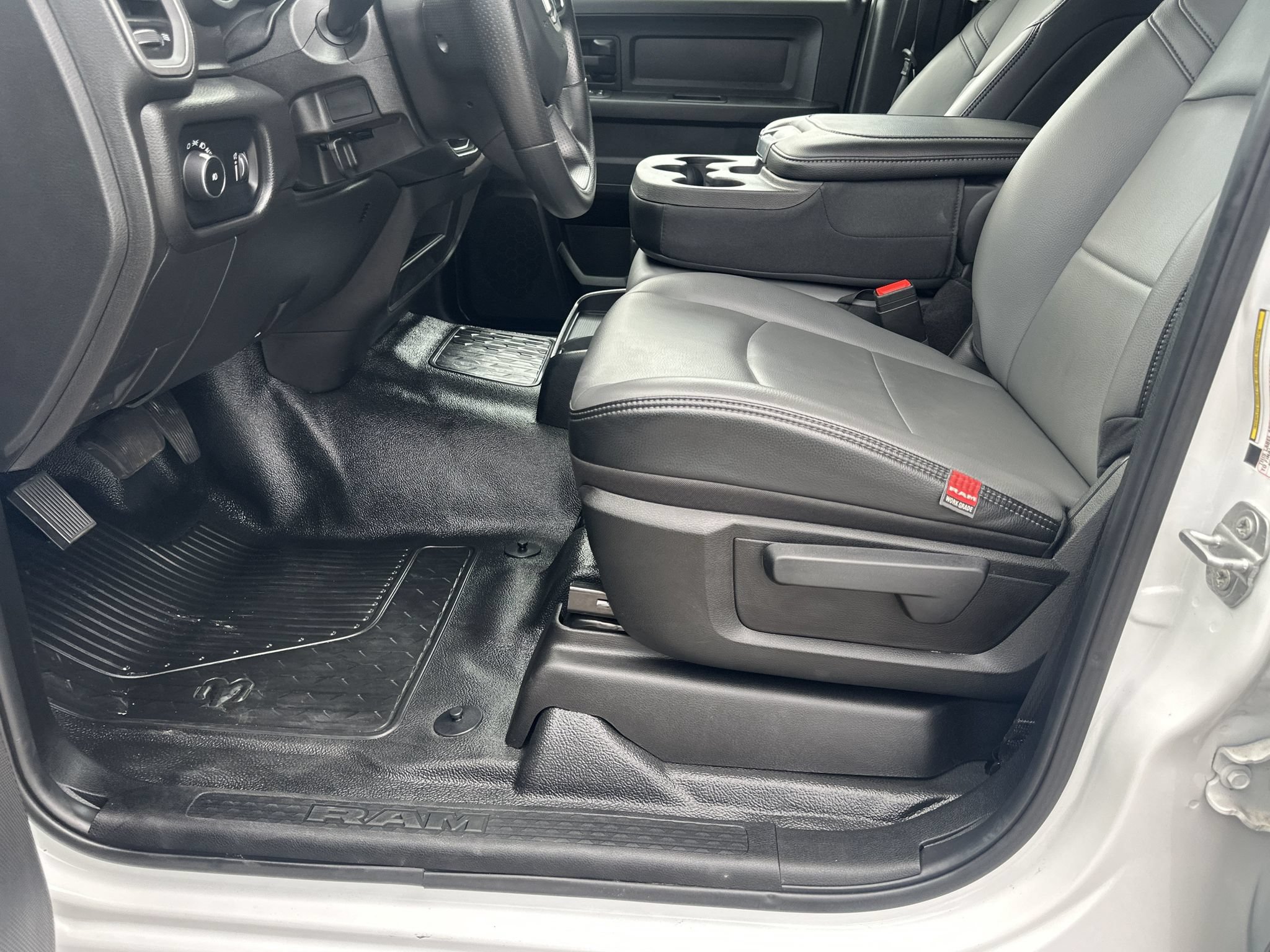 Used 2025 RAM 4500 Tradesman AWD/4WD image 9