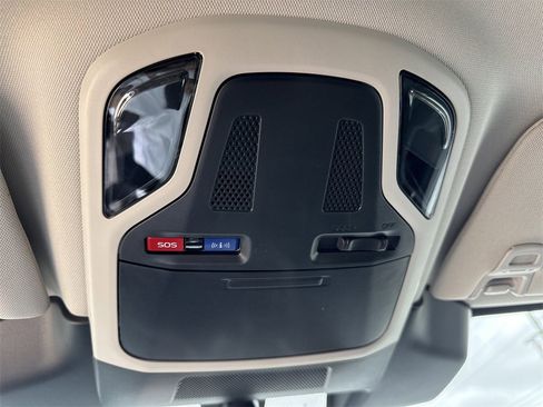 New 2025 Subaru Outback Premium image 27