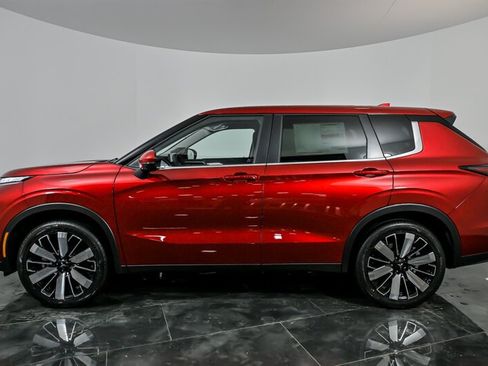 New 2026 Mitsubishi Outlander SE AWD/4WD image 6