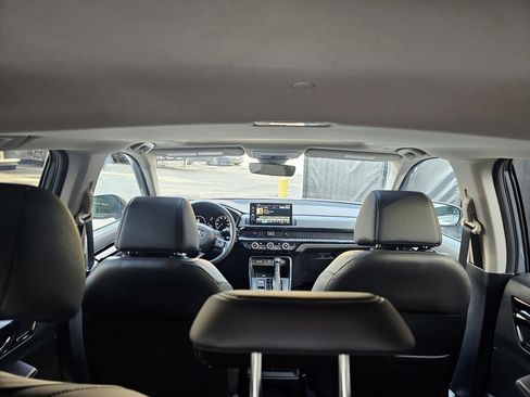 Used 2023 Honda CR-V EX-L image 8