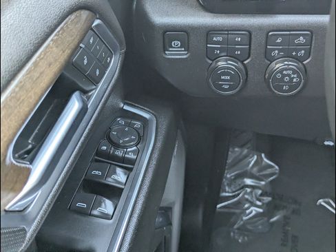 Used 2024 Chevrolet Silverado 2500 High Country w/ High Country Premium Package image 29