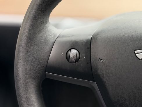 Used 2023 Tesla Model 3 Performance image 44