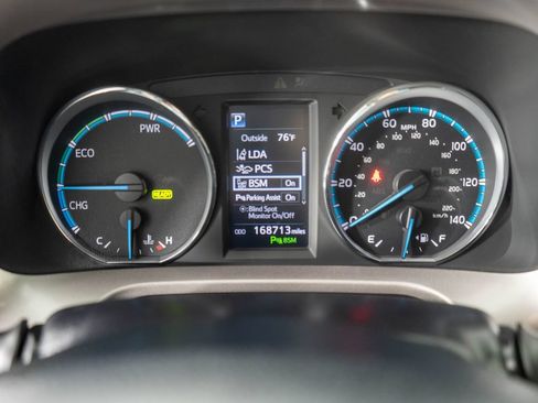 Used 2016 Toyota RAV4 Limited w/ Advanced Technology Package AWD/4WD image 18