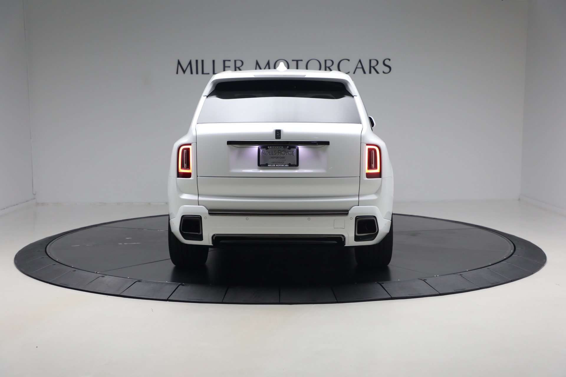 New 2027 Rolls-Royce Cullinan Black Badge AWD/4WD image 8