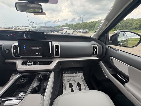 New 2026 Ford Expedition Max Active AWD/4WD image 25