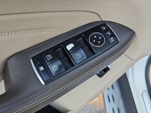 Used 2013 Mercedes-Benz ML 350 4MATIC image 30