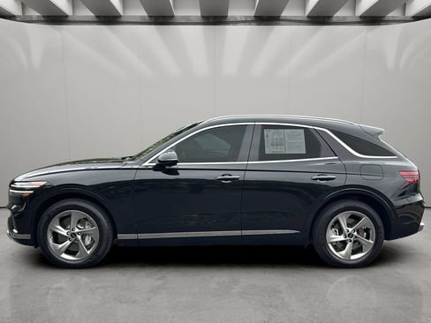 Certified 2026 Genesis GV70 2.5T AWD/4WD image 2
