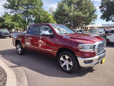 Used 2023 RAM 1500 Laramie AWD/4WD image 4
