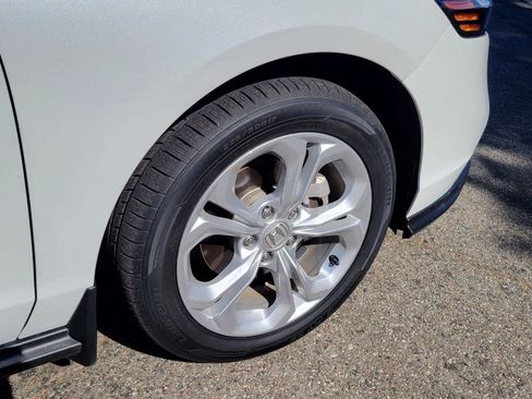 Used 2023 Honda Accord LX image 9