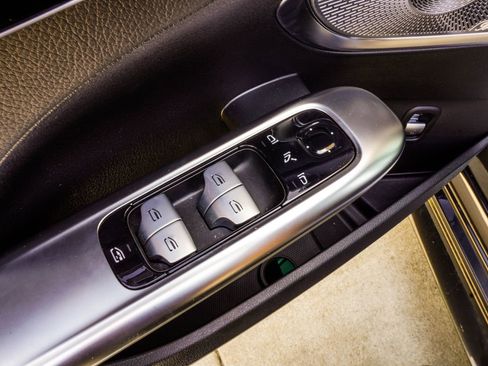 Used 2023 Mercedes-Benz C 300 Sedan image 30