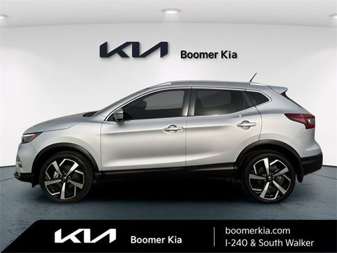 Used 2022 Nissan Rogue Sport SL w/ Premium Package image 8