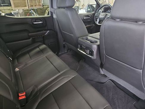 Used 2019 GMC Sierra 1500 SLT w/ SLT Premium Plus Package AWD/4WD image 11