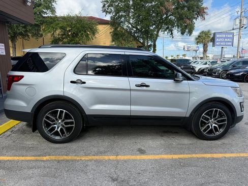 Used 2016 Ford Explorer Sport w/ Equipment Group 401A AWD/4WD image 5
