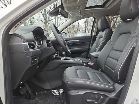 New 2025 MAZDA CX-5 AWD 2.5 S w/ Preferred Package image 10