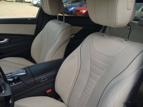 Used 2018 Mercedes-Benz S 560 Sedan image 21