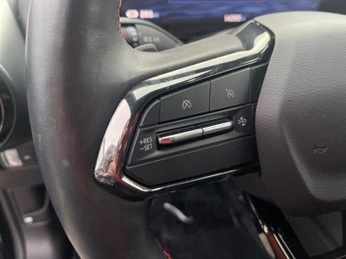 Used 2024 Chevrolet Equinox EV RS image 9