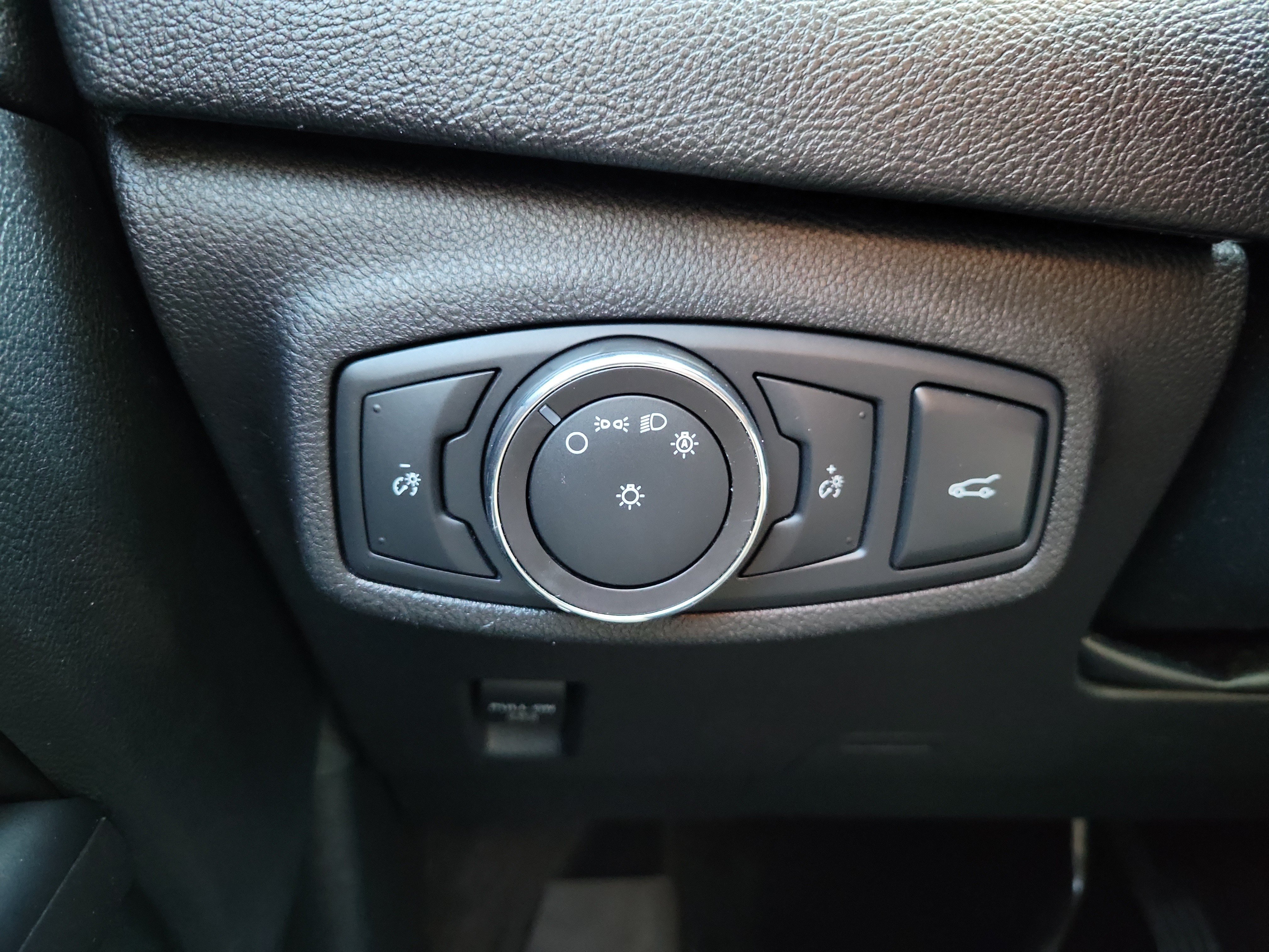 Used 2018 Lincoln MKC Reserve AWD/4WD image 25