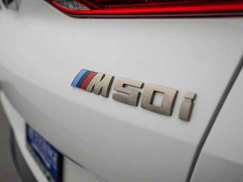 Used 2020 BMW X6 M50i w/ Luxury Seating Package AWD/4WD image 23
