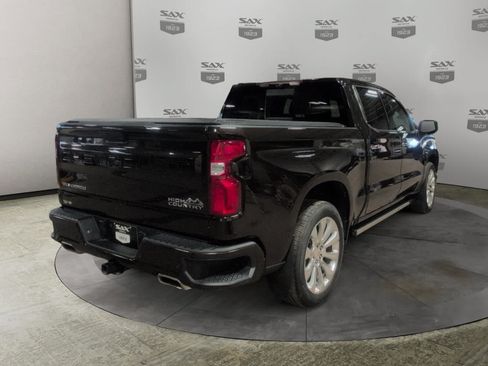 Used 2020 Chevrolet Silverado 1500 High Country w/ Technology Package AWD/4WD image 5