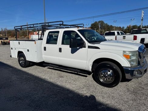 Used 2015 Ford F350 XL image 4