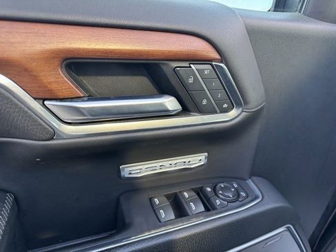 Used 2023 GMC Sierra 1500 Denali w/ Technology Package image 13