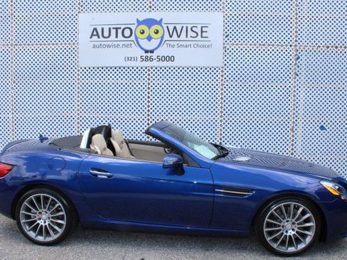 Used 2017 Mercedes-Benz SLC 300 w/ Premium 1 Package image 11