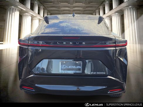 Used 2024 Lexus RZ 300e Premium w/ Accessory Package (P5) image 5