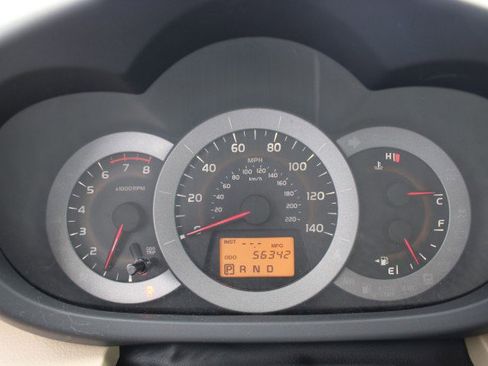 Used 2012 Toyota RAV4 4WD w/ Value Pkg image 13
