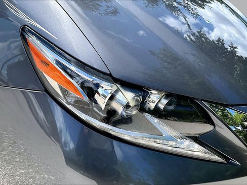 Used 2017 Lexus ES 350 w/ Luxury Package FWD image 27