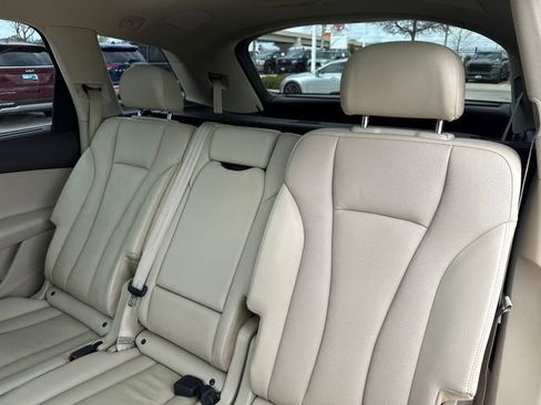 Used 2018 Audi Q7 3.0T Prestige w/ Prestige Package image 30