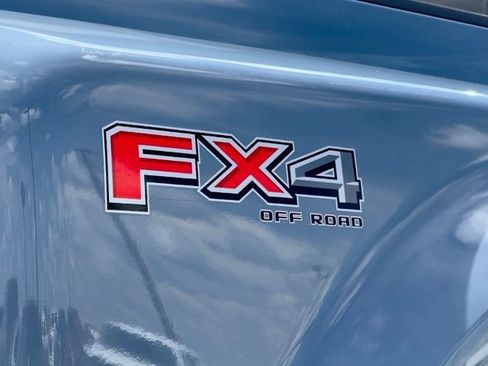 Used 2023 Ford F350 Lariat w/ Lariat Ultimate Package AWD/4WD image 7