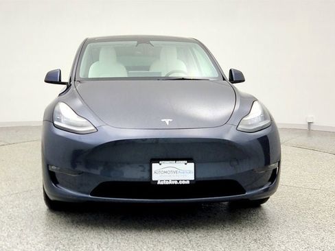 Used 2021 Tesla Model Y 2WD image 2