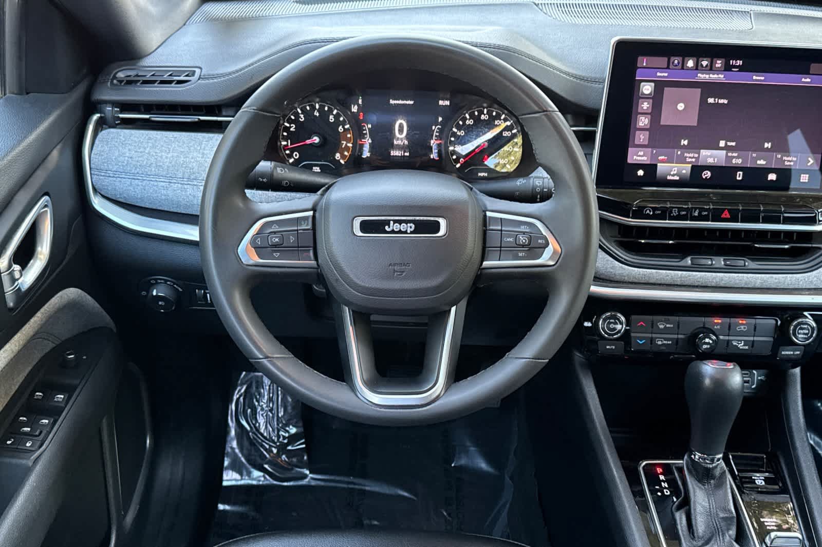 Used 2024 Jeep Compass Latitude AWD/4WD image 14
