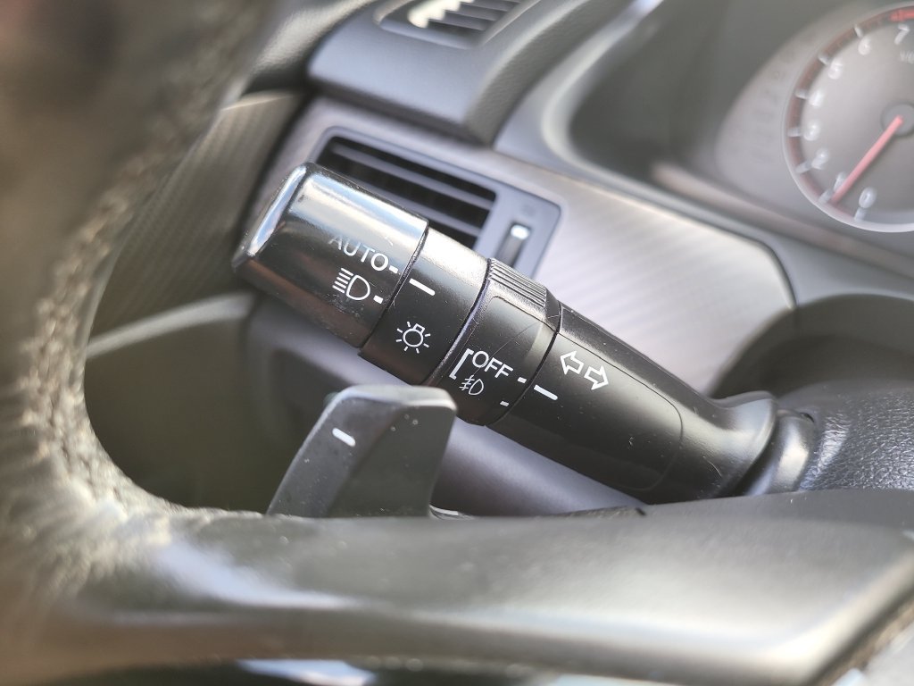 Used 2017 Honda Accord Sport image 32