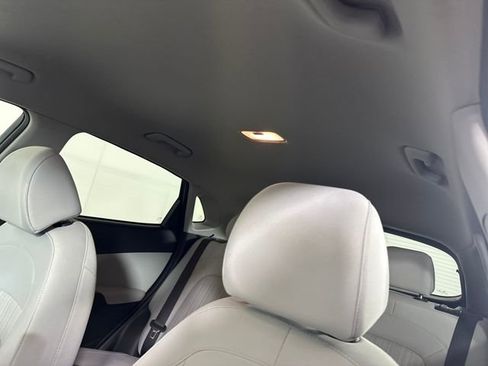 Used 2023 Hyundai Kona SEL image 12