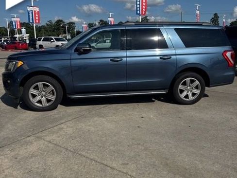 Used 2019 Ford Expedition Max XLT w/ Equipment Group 202A AWD/4WD image 2