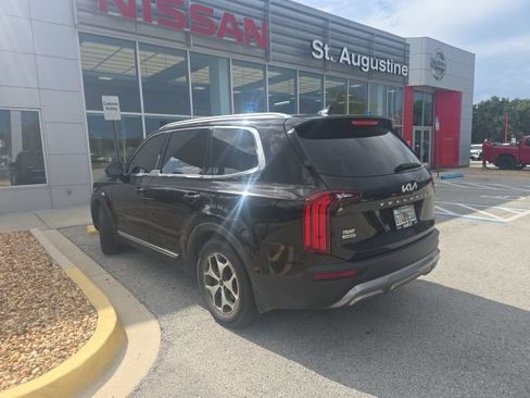 Used 2022 Kia Telluride EX AWD/4WD image 3