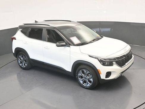 Used 2024 Kia Seltos S image 40