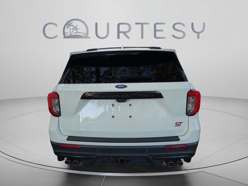 Used 2022 Ford Explorer ST w/ Equipment Group 401A AWD/4WD image 14