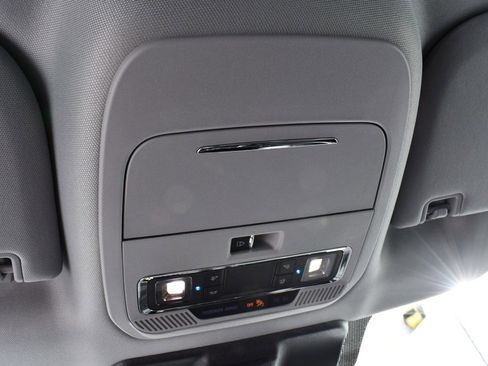 New 2025 Ford F150 Lariat w/ Equipment Group 502A High image 38