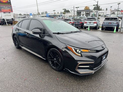 Used 2021 Toyota Corolla SE w/ Carpet Mat Package (TMS) image 4