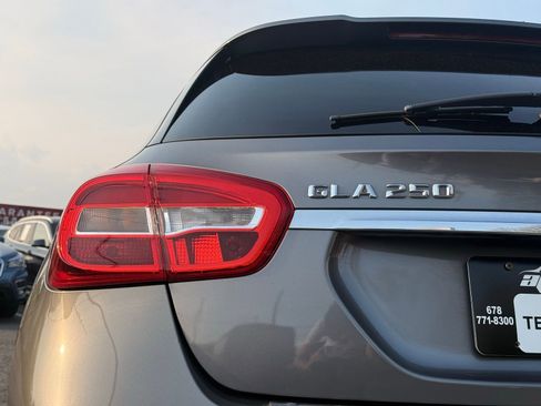 Used 2015 Mercedes-Benz GLA 250 4MATIC image 9