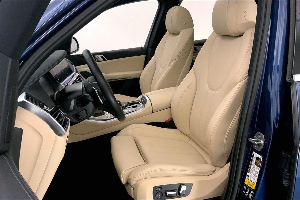 Used 2022 BMW X5 xDrive40i w/ Premium Package AWD/4WD image 13