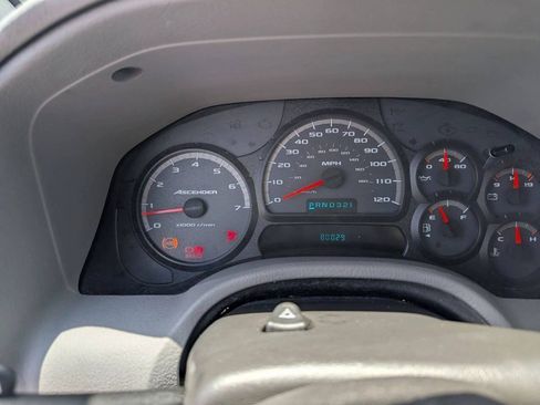 Used 2005 Isuzu Ascender S RWD image 27