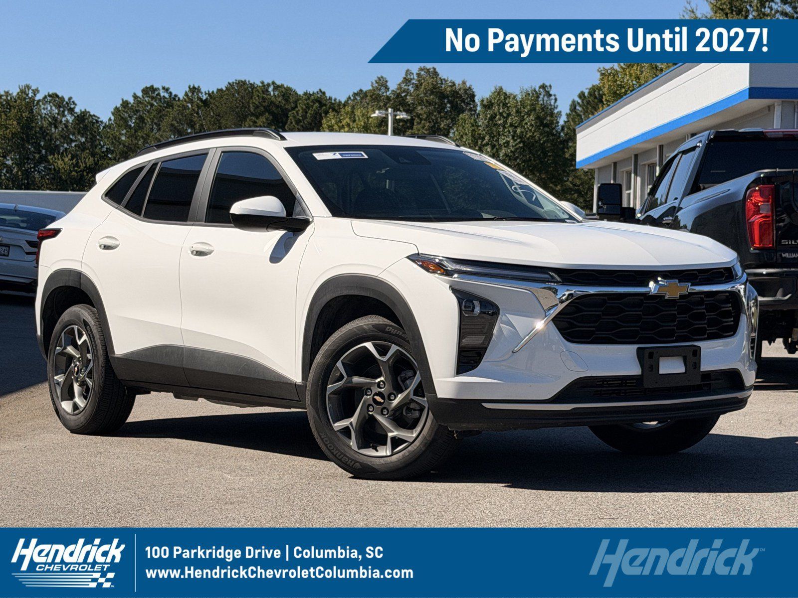 Used 2025 Chevrolet Trax LT w/ Driver Confidence Package FWD image 1
