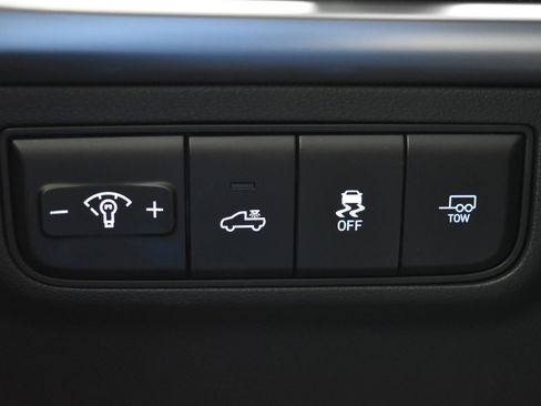 Used 2025 Hyundai Santa Cruz Limited image 20