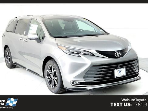 New 2026 Toyota Sienna Platinum AWD/4WD image 1