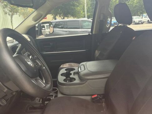 Used 2014 RAM 2500 Tradesman w/ Chrome Appearance Group AWD/4WD image 8